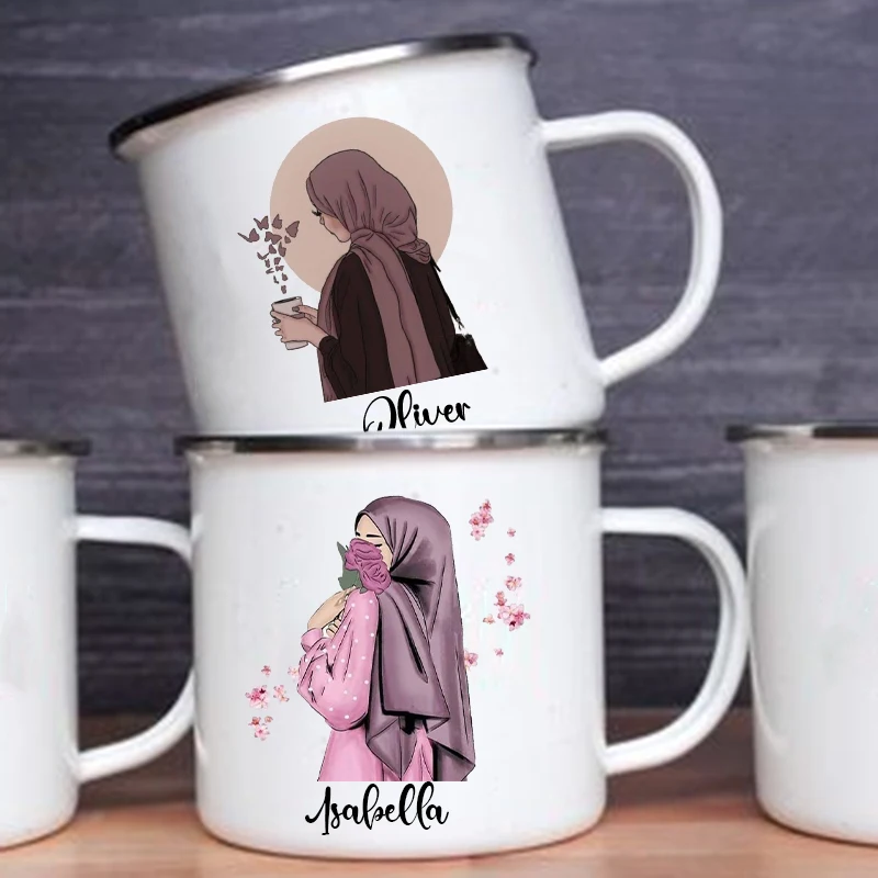 Coffee Equipment With Name - Taza personalizada con estampado de chica